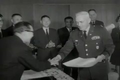 미군 장교에 표창 이미지