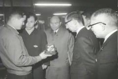 공장 시찰 이미지