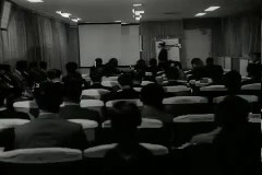 월례 경제 동향 보고 이미지
