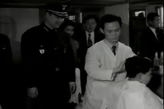 불우 청소년 이발관 이미지