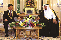 노무현 대통령, 압둘라 빈 압둘아지즈 사우디아라비아 국왕과 정상회담 이미지