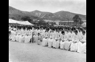순직 경찰관 추도식에 참석한 유가족들 이미지