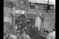 일본인 어부 300명의 1차 석방 이미지