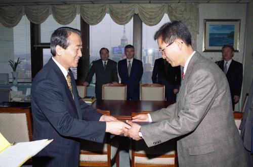 이환균 국무총리 행정조정실장 진급자 임명장 수여식 이미지