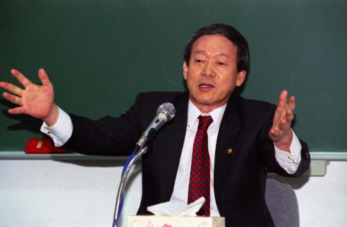 오인환 공보처장관 강릉대학교 경영정책과학대학원 특강(5년동안 지켜 본 개혁현장) 이미지