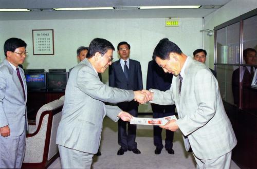 오홍근 국정홍보처장 이규석 국정홍보처 차장 임명장 수여식 이미지