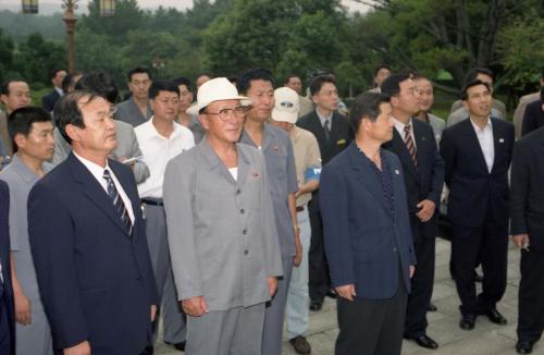 남북 국방장관 분재 예술원 방문 이미지