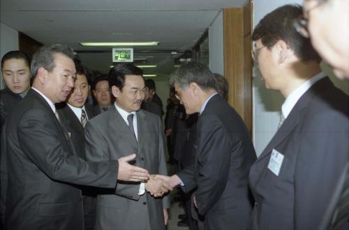 몽골 대통령 한국과학기술원 방문 이미지
