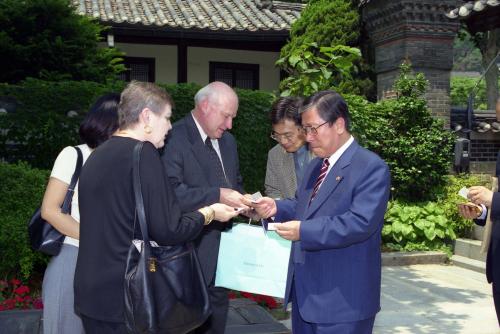 오홍근 국정홍보처장 메릴린대학교 교수 일행 접견 오찬 이미지