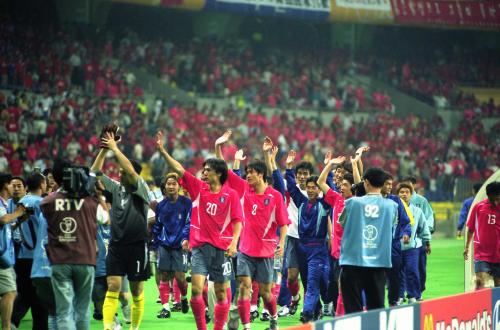2002 FIFA 월드컵 경기(한국-폴란드) 이미지