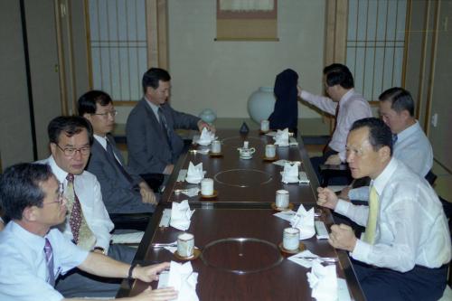 신중식 국정홍보처장 공보관회의 주재 이미지