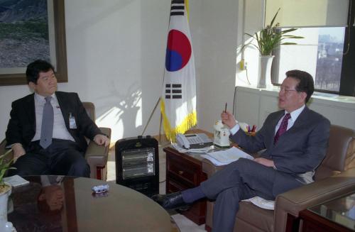 정순균 국정홍보처장 Korea Times 인터뷰 이미지
