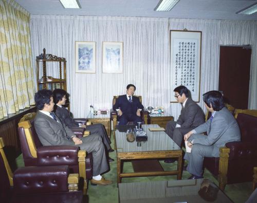이규현 문화공보부 장관 한국기자협회 회장 일행 접견 이미지