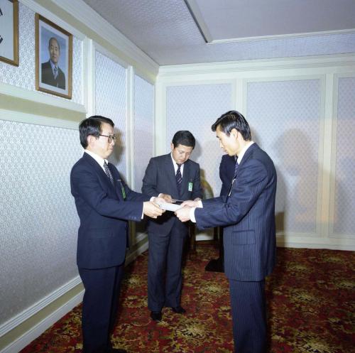 청와대 비서실장 비서실 근무자(파견자 포함) 임명장 수여식 이미지