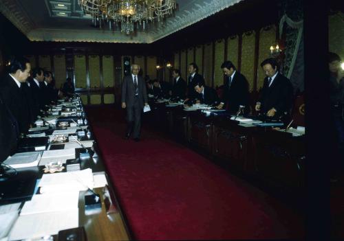 남덕우 국무총리 1980년 마지막 국무회의 주재 이미지