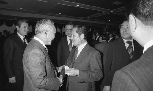 신현확 국무총리 조선일보 창간 60주년 리셉션 참관 이미지
