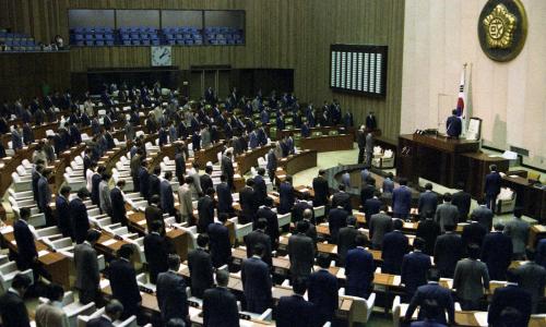 남덕우 국무총리 제108회 국회개원식 이미지