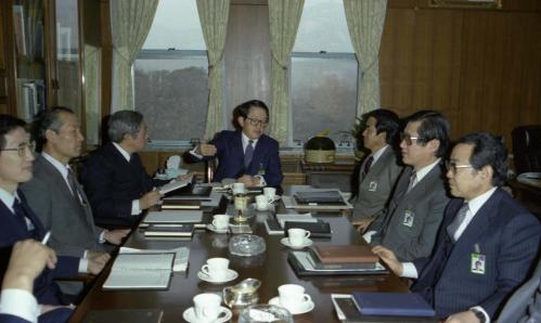 청와대 김경원 비서실장 주재 수석회의 이미지