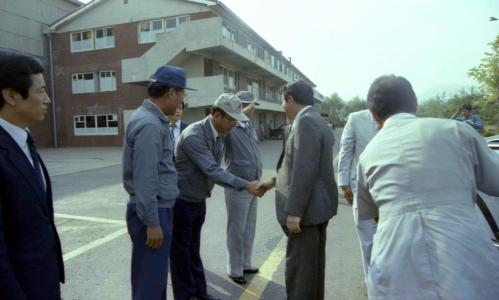 김상협 국무총리서리 현대차량 시찰(방위산업체) 이미지