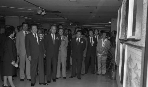 김상협 국무총리서리 노동문화제 전시회 테이프 절단식 이미지