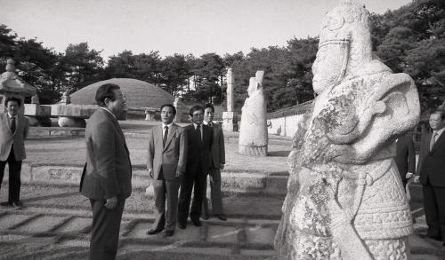김상협 국무총리 영릉, 세종대왕릉 참배 이미지