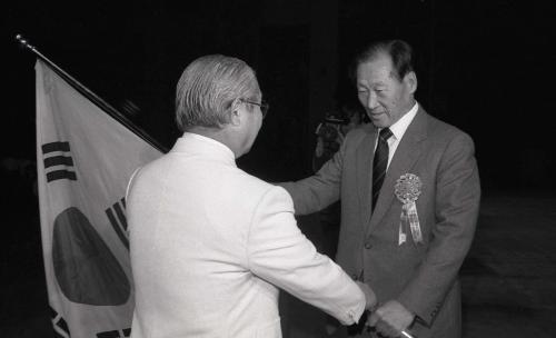 김상협 국무총리 아시아경기대회 결단식 참석 이미지