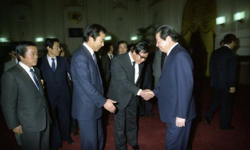 김상협 국무총리 1983년 시무식 참석 이미지