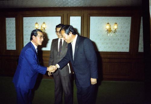 진의종 국무총리 하와이대학교 명예총장 접견 이미지