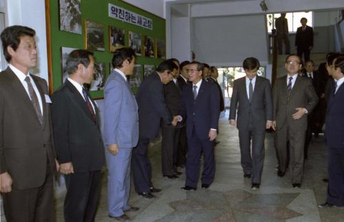 진의종 국무총리 고창 민정당 당사 시찰 이미지