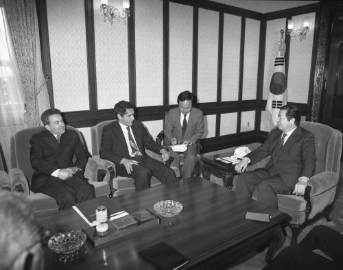 김상협 국무총리 튀니지 농상공위원장 접견 이미지
