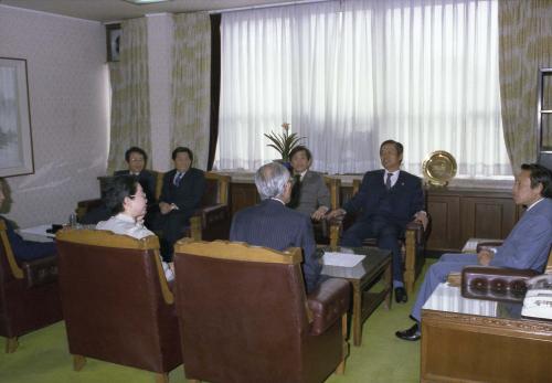 이진희 문화공보부 장관 방송자문위원 접견 이미지