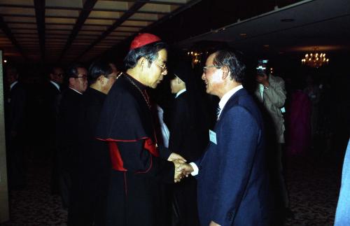 진의종 국무총리 천주교 200주년기념 리셉션 참석 이미지