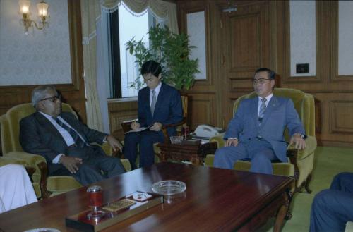 진의종 국무총리 스리랑카 국회의장 접견 이미지