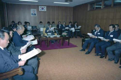 신병현 국무총리 권한대행 사상공단 시찰 이미지