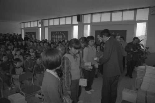 대성동 국민학교 졸업식(제17회) 이미지