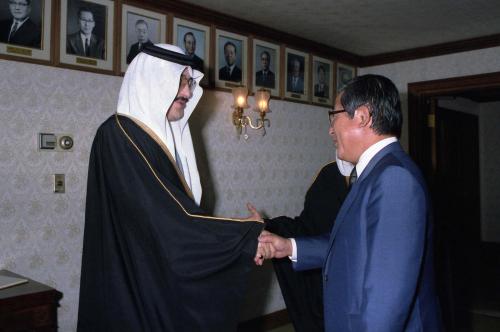 노신영 국무총리 사우디아라비아 청소년장관 접견 이미지