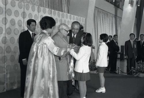 노신영 국무총리 페루 부통령 환영식 이미지