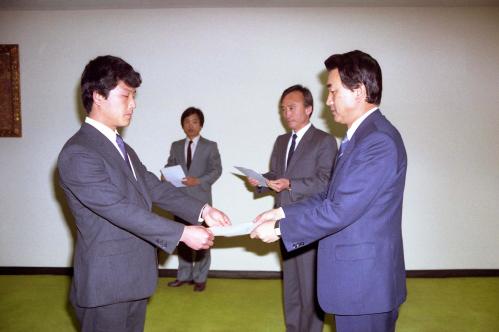 최창윤 문화공보부 차관 4급상당 외 7명 임명장 수여식 이미지