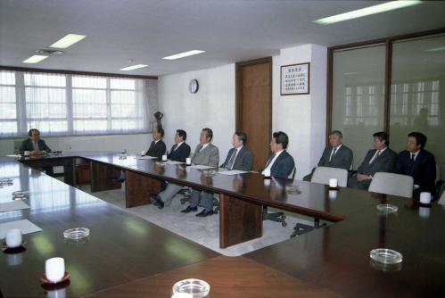 이웅희 문화공보부 장관 방송위원 9명 위촉 이미지