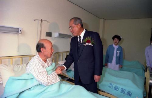 노신영 국무총리 광주보훈병원 개원식 참석 이미지