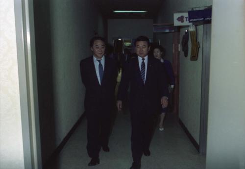 최창윤 문화공보부 차관 미국 순방 후 귀국 이미지