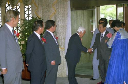 우산유 버마 대통령 한국경제인단 오찬 참석 이미지