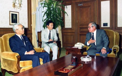 김정렬 국무총리 주한 일본 대사 접견 이미지