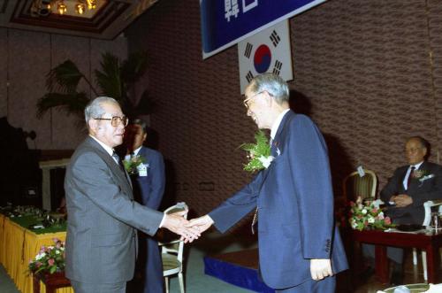 김정렬 국무총리 한ㆍ일 의원연맹 합동총회 개회식 참석 이미지