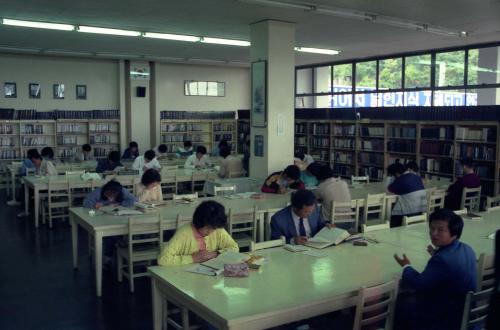 남산도서관 스케치 이미지