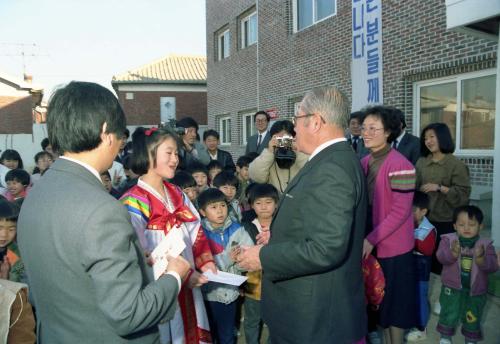 김정렬 국무총리 상록보육원 방문 이미지