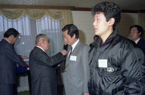 김정렬 국무총리 선행시민 포상 이미지
