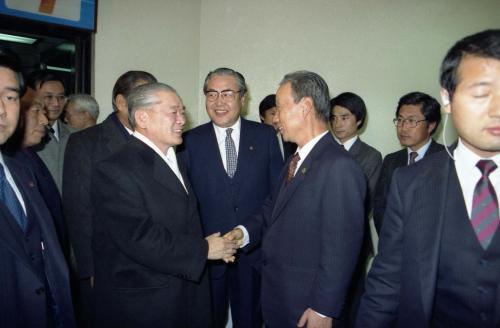 다께시다 일본 수상 방한 이미지