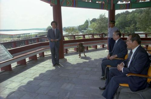 이현재 국무총리 '88 서울올림픽대회 싸이클경기 출발점 순시 이미지