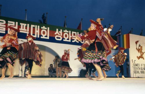 88 서울올림픽대회 문화예술축전 외국 공연단(페루, 프랑스) 이미지